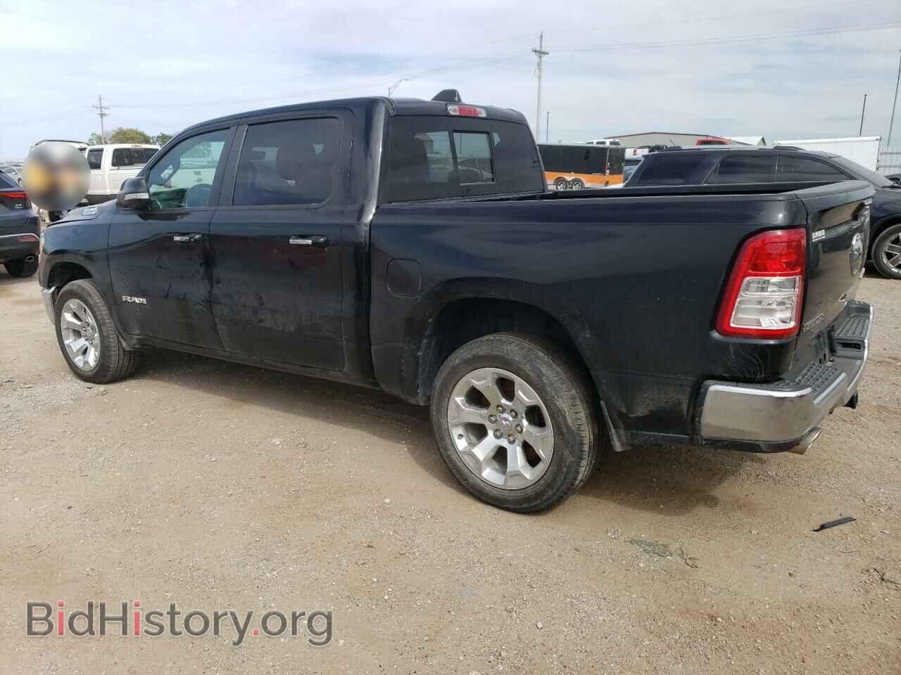 2020 RAM 1500 - VIN: 1C6SRFFTXLN423055 - Фото 2