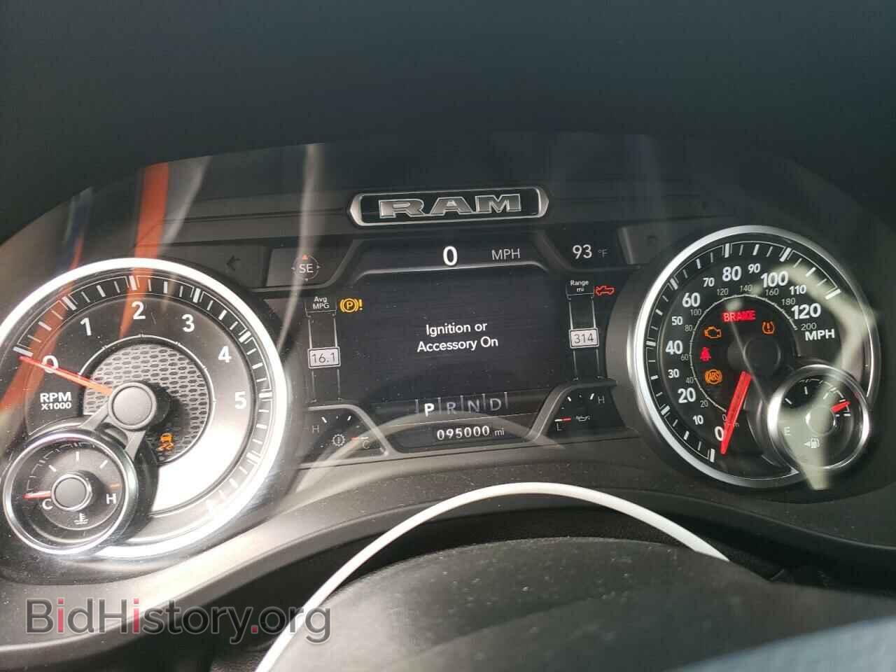 2020 RAM 1500 - VIN: 1C6SRFFTXLN423055 - Фото 9