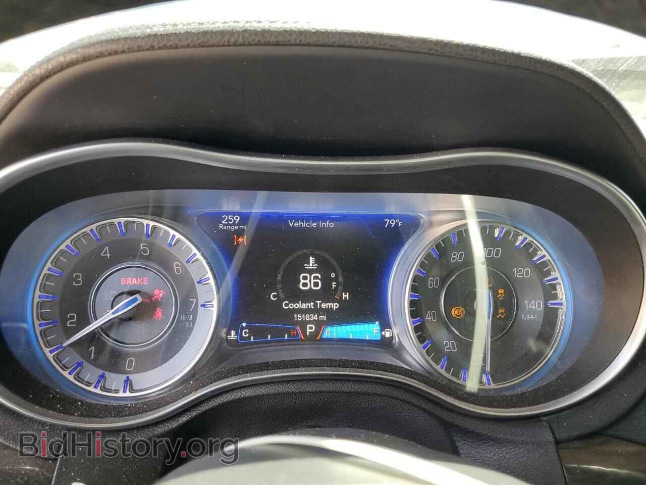 2015 CHRYSLER 300 - VIN: 2C3CCAAG2FH930870 - Фото 9