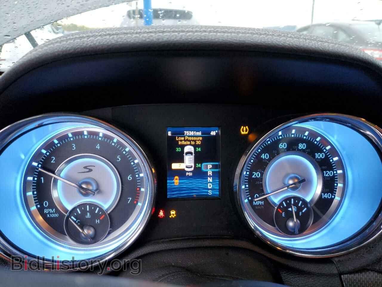 2014 CHRYSLER 300 - VIN: 2C3CCAGG7EH353145 - Фото 9