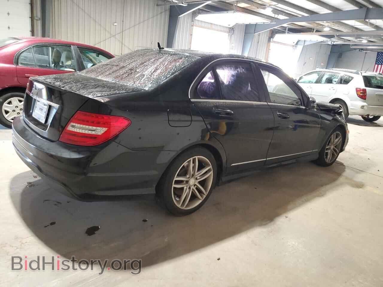 2014 MERCEDES-BENZ C-CLASS - VIN: WDDGF4HB3EA944232 - Фото 3