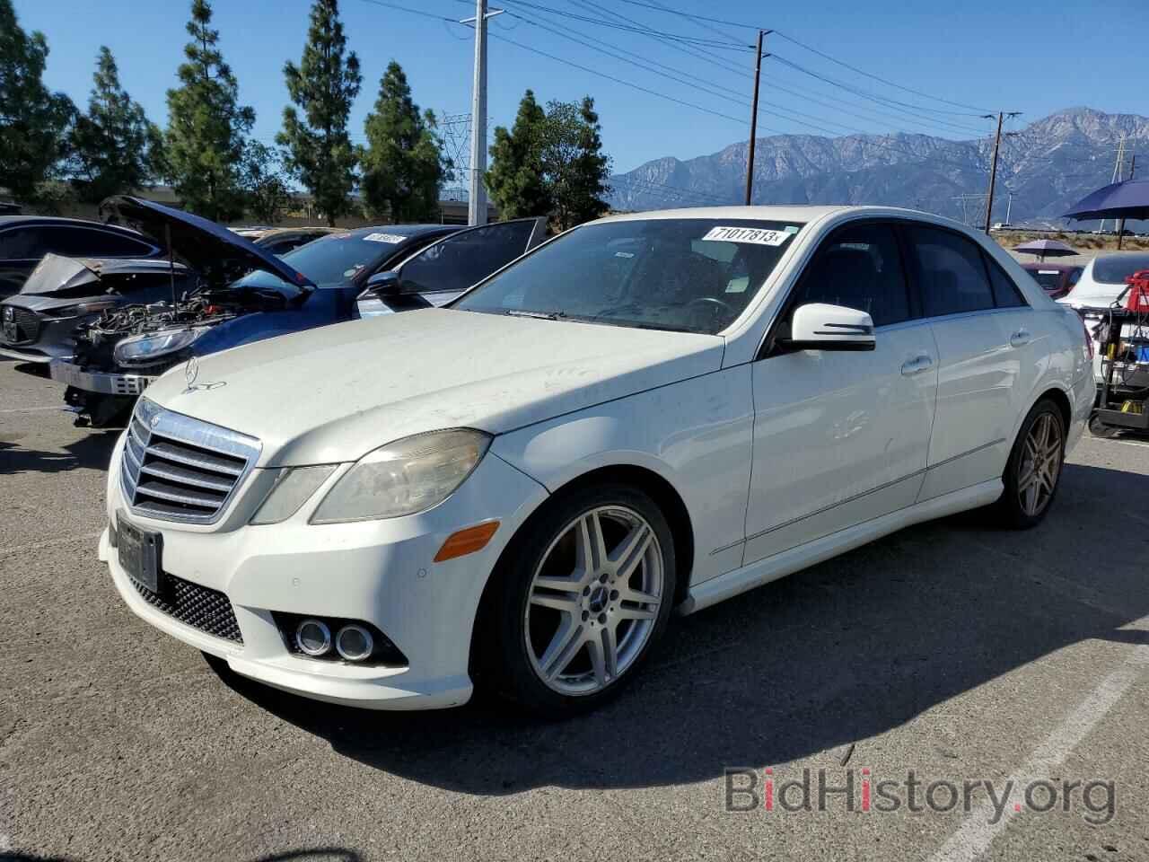 Photo WDDHF5GB3AA076898 - MERCEDES-BENZ E-CLASS 2010