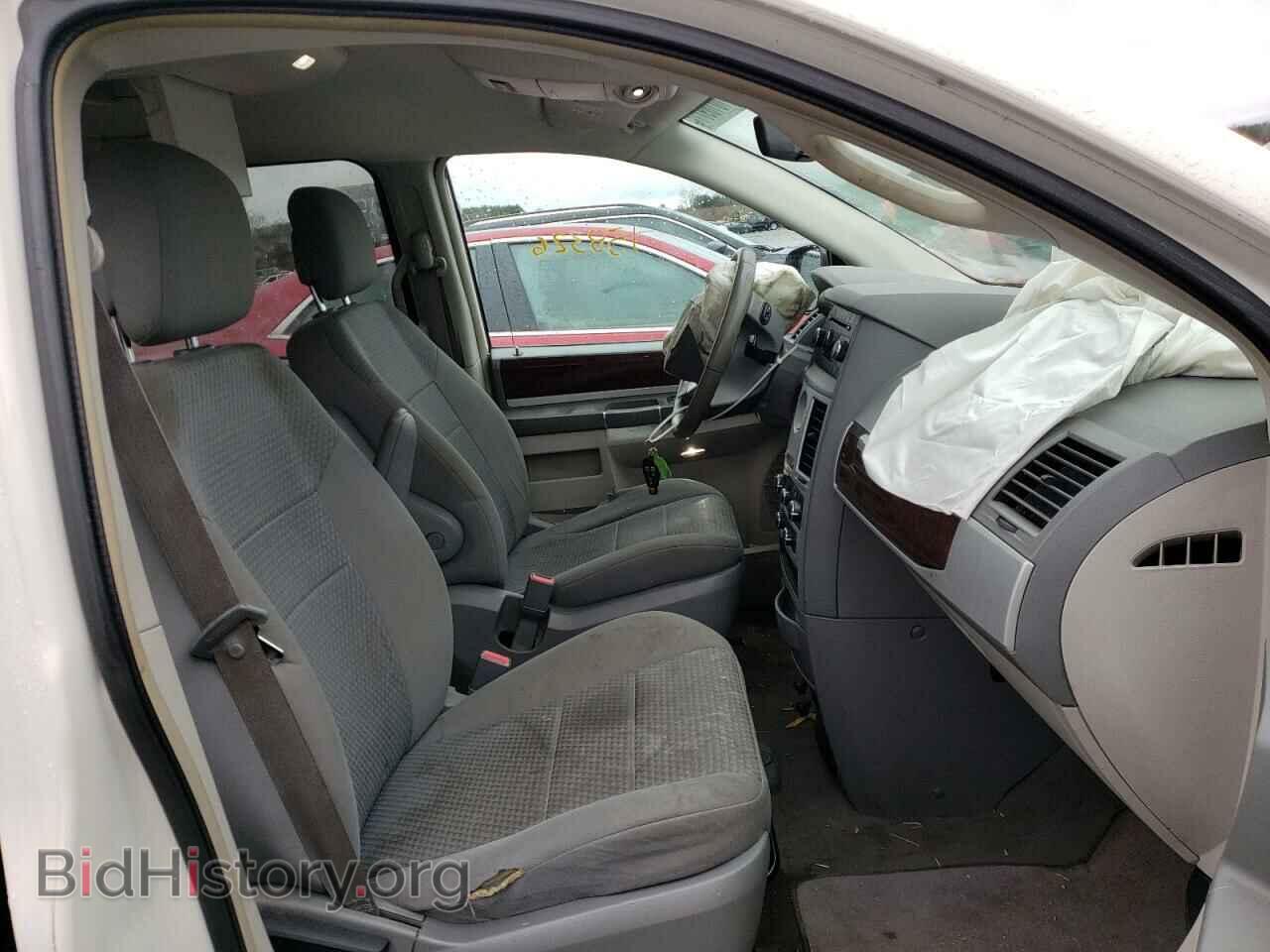 2010 CHRYSLER MINIVAN - VIN: 2A4RR5D14AR278527 - Фото 5