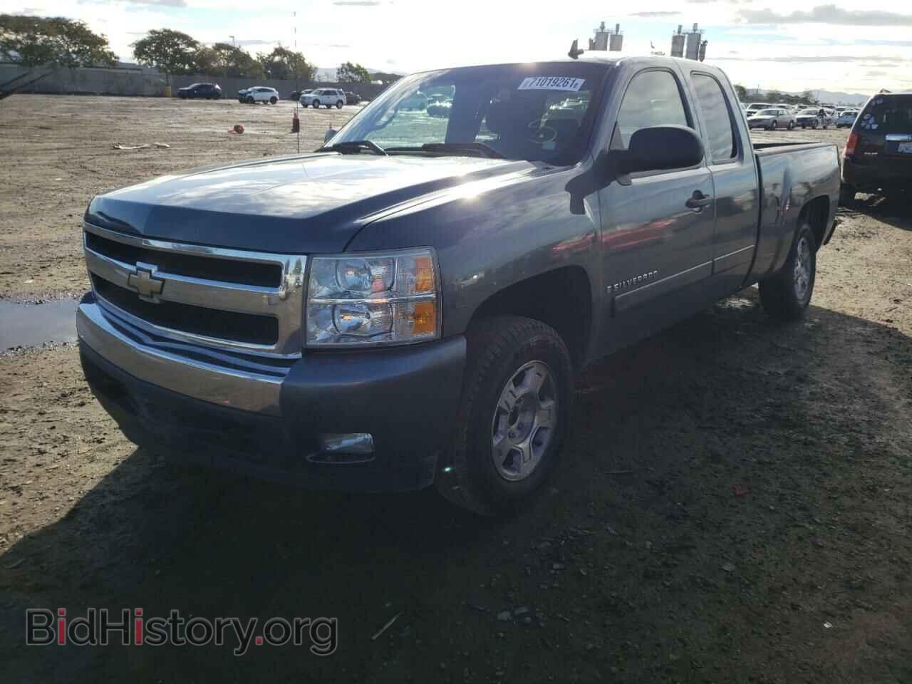 2007 CHEVROLET SILVERADO - VIN: 2GCEC190771711019 - Фото 2