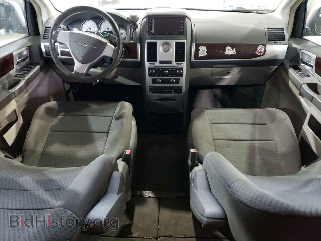 2010 CHRYSLER MINIVAN - VIN: 2A4RR5D14AR109284 - Фото 8