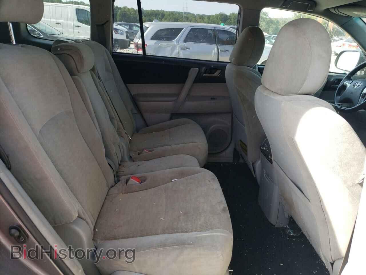 2011 TOYOTA HIGHLANDER - VIN: JTEBC3EH1B2000785 - Фото 11