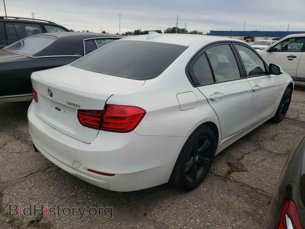 2013 BMW 3 SERIES - VIN: WBA3A5G57DNP20751 - Фото 3