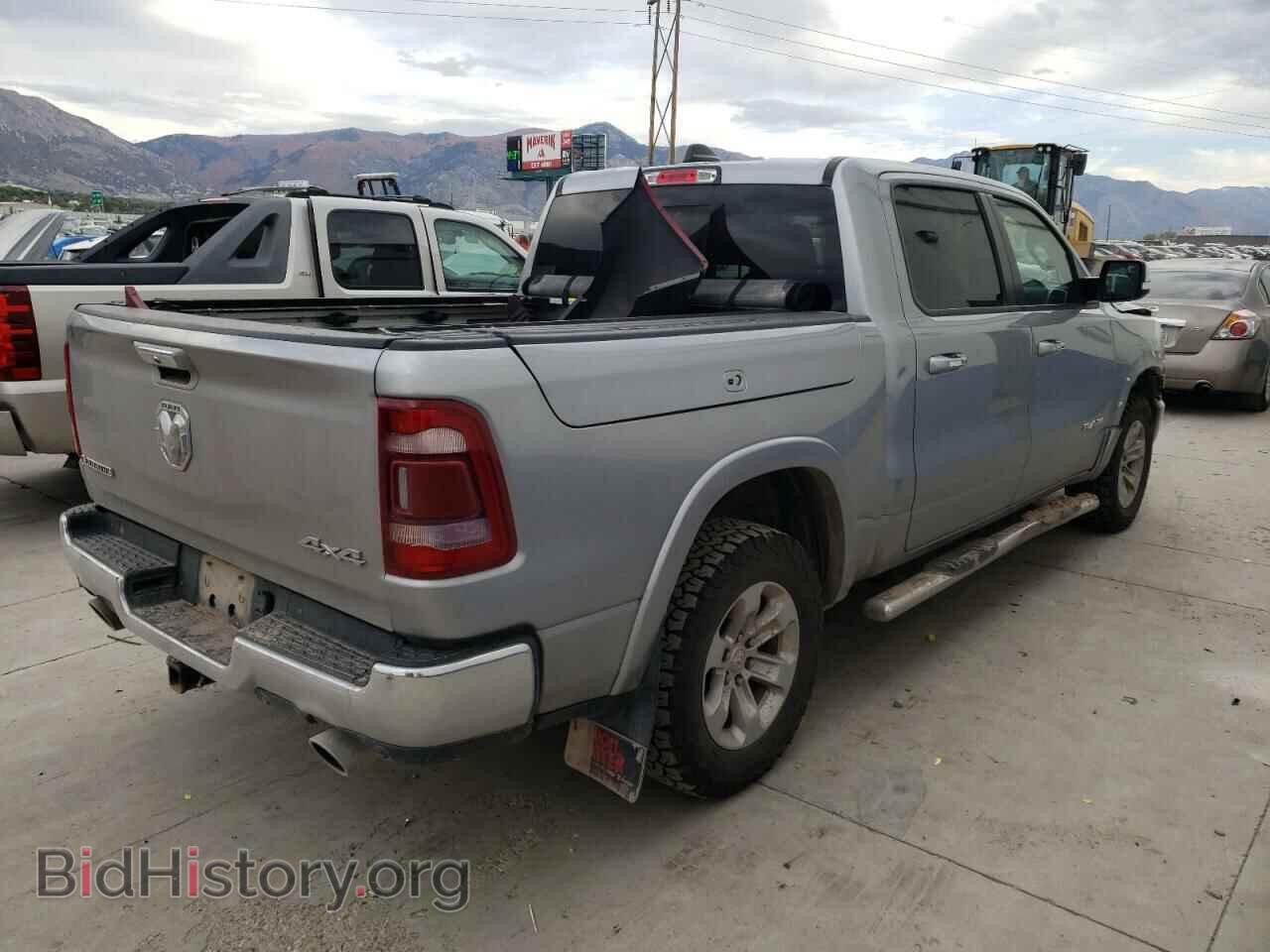 2020 RAM 1500 - VIN: 1C6SRFJMXLN243977 - Photo 3