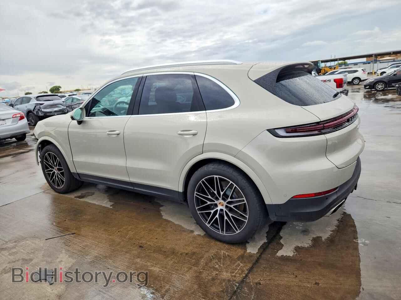2025 PORSCHE CAYENNE - VIN: WP1AA2AY3SDA06614 - Photo 2