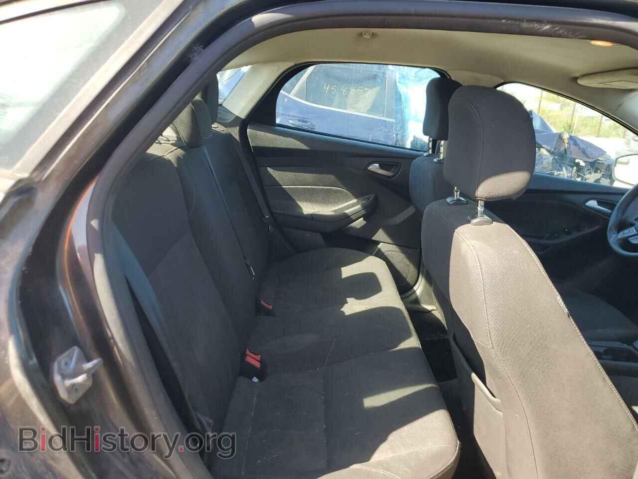 2016 FORD FOCUS - VIN: 1FADP3F2XGL397223 - Фото 10