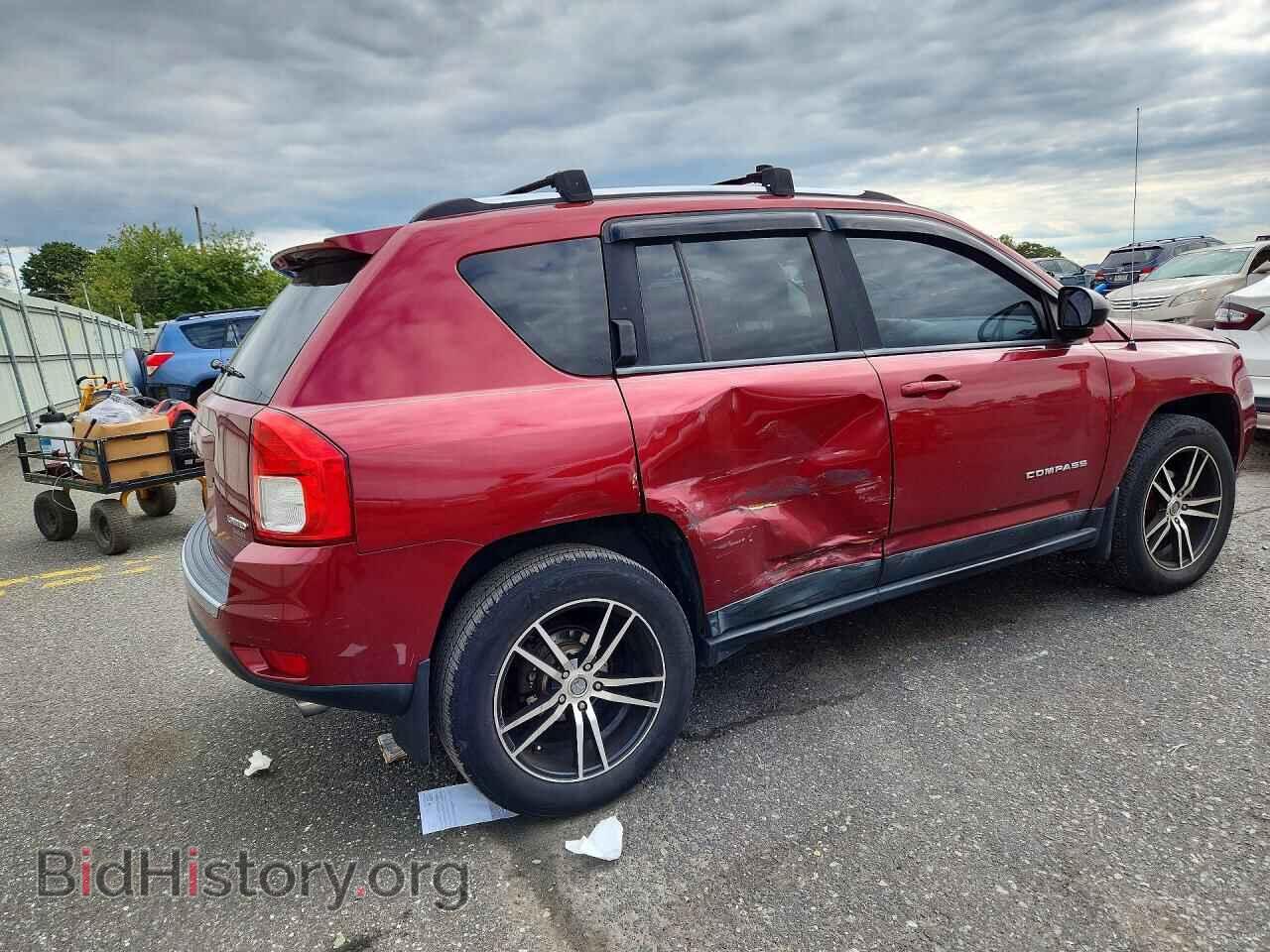 2011 JEEP COMPASS - VIN: 1J4NF5FB2BD176564 - Photo 3