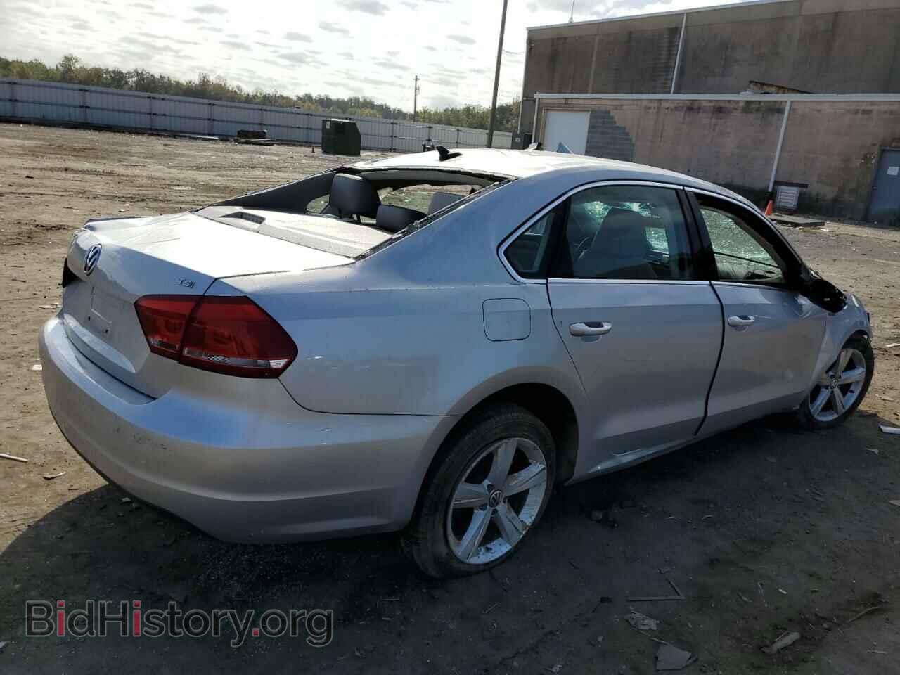 2015 VOLKSWAGEN PASSAT - VIN: 1VWAT7A32FC100070 - Фото 3