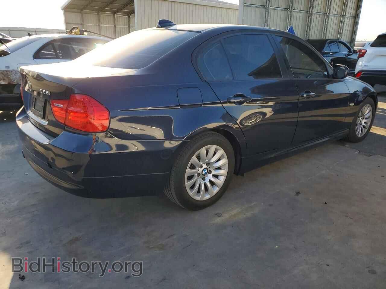 2009 BMW 3 SERIES - VIN: WBAPH53509A436721 - Фото 3