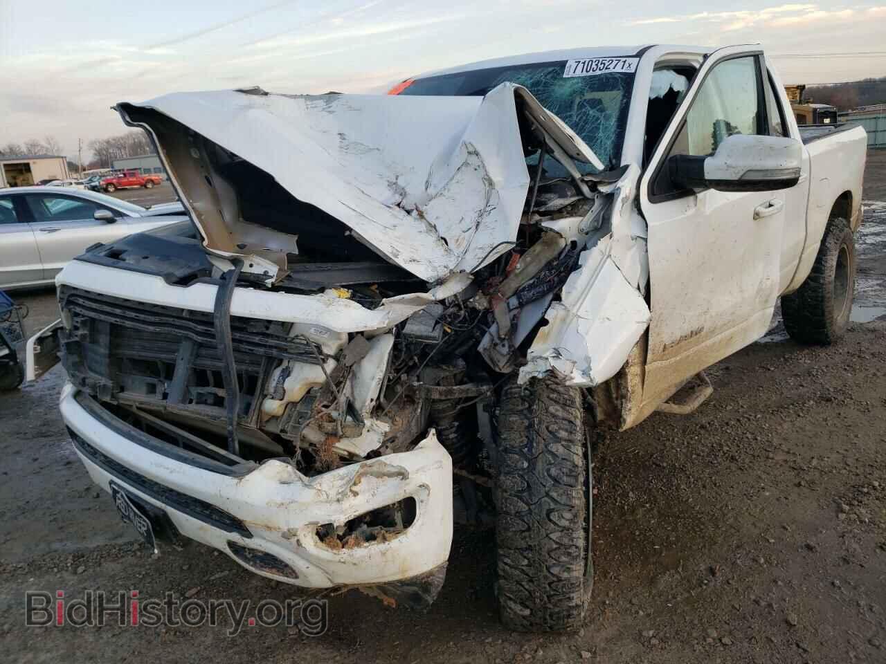 2019 RAM 1500 - VIN: 1C6SRFFT0KN552338 - Фото 2