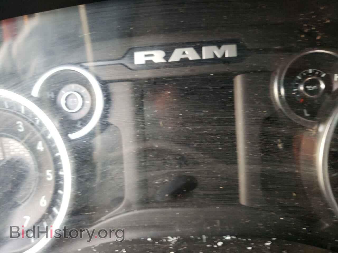 2019 RAM 1500 - VIN: 1C6SRFFT0KN552338 - Фото 8