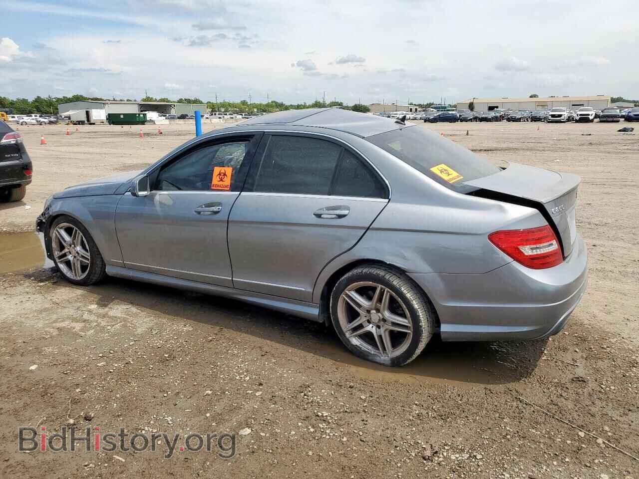 2014 MERCEDES-BENZ C-CLASS - VIN: WDDGF4HB9EA953386 - Фото 2