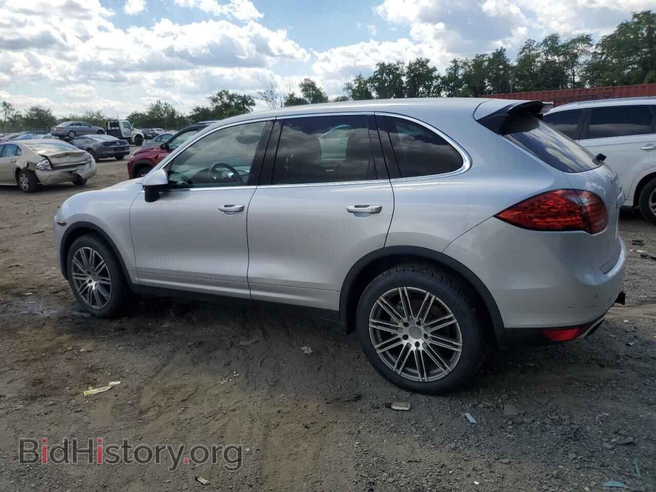 2011 PORSCHE CAYENNE - VIN: WP1AB2A26BLA43753 - Фото 2