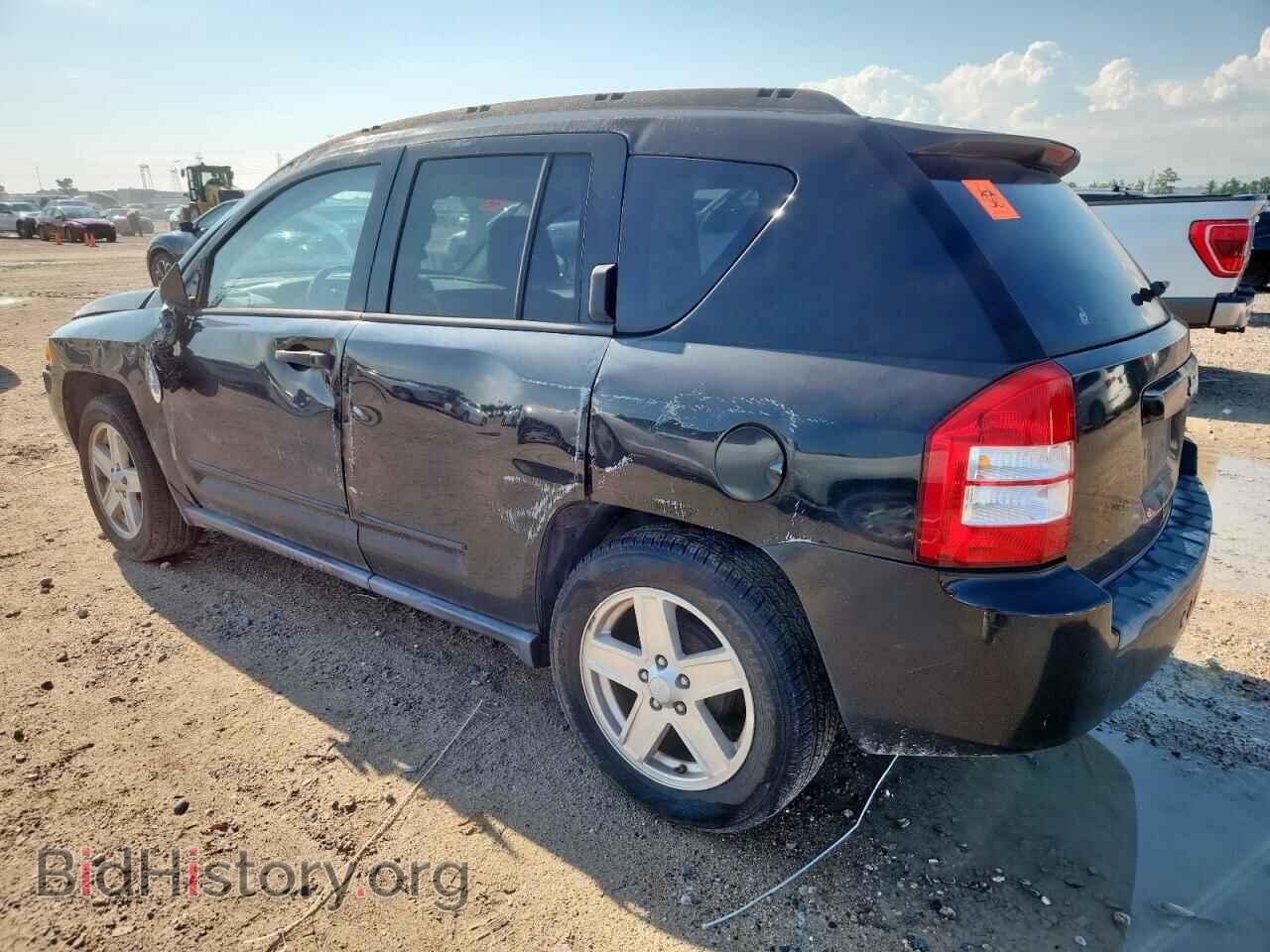 2008 JEEP COMPASS - VIN: 1J8FT47W18D741841 - Фото 2