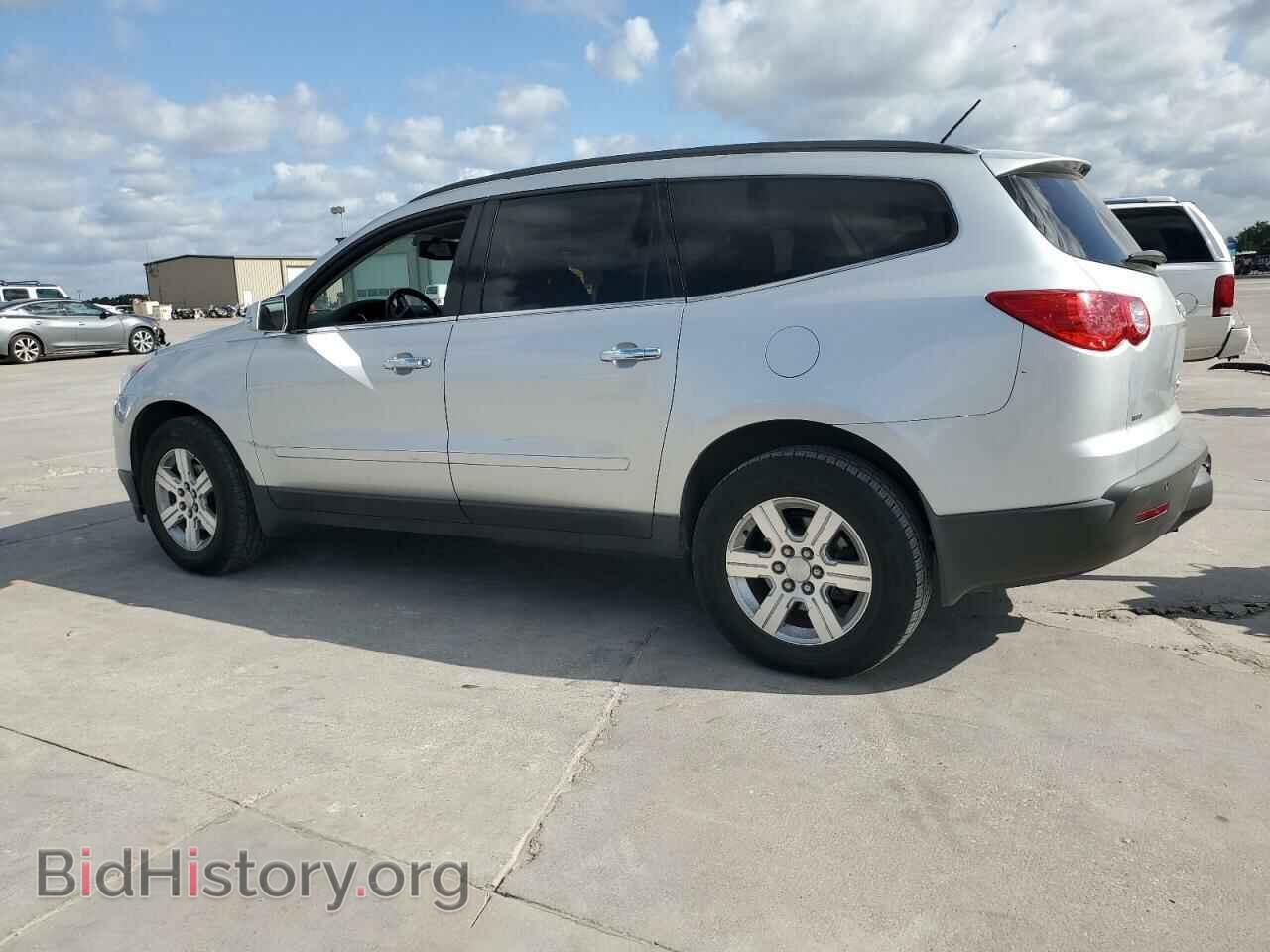 2012 CHEVROLET TRAVERSE - VIN: 1GNKVGED7CJ230574 - Фото 2