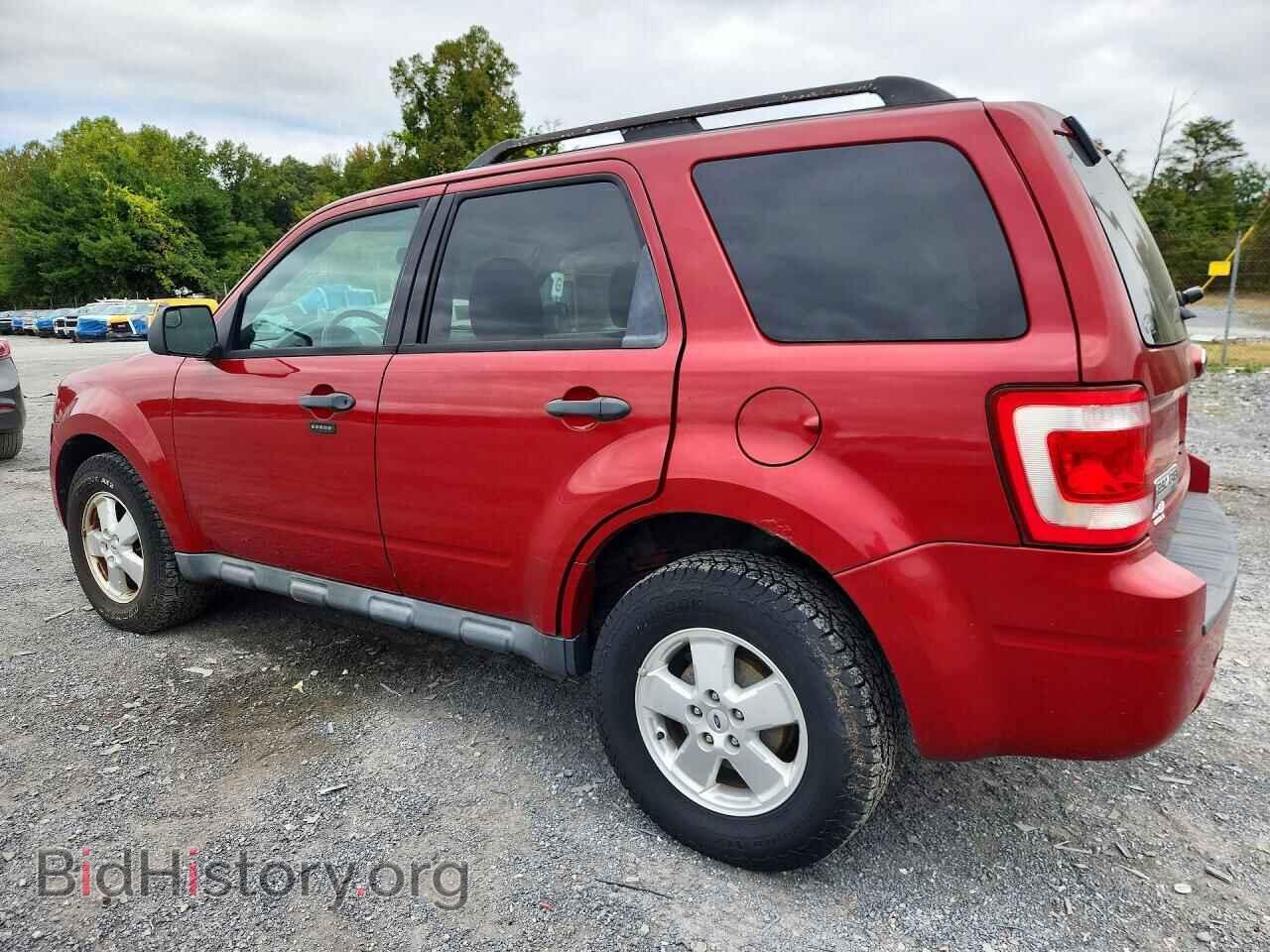 2011 FORD ESCAPE - VIN: 1FMCU0D76BKB57964 - Photo 2