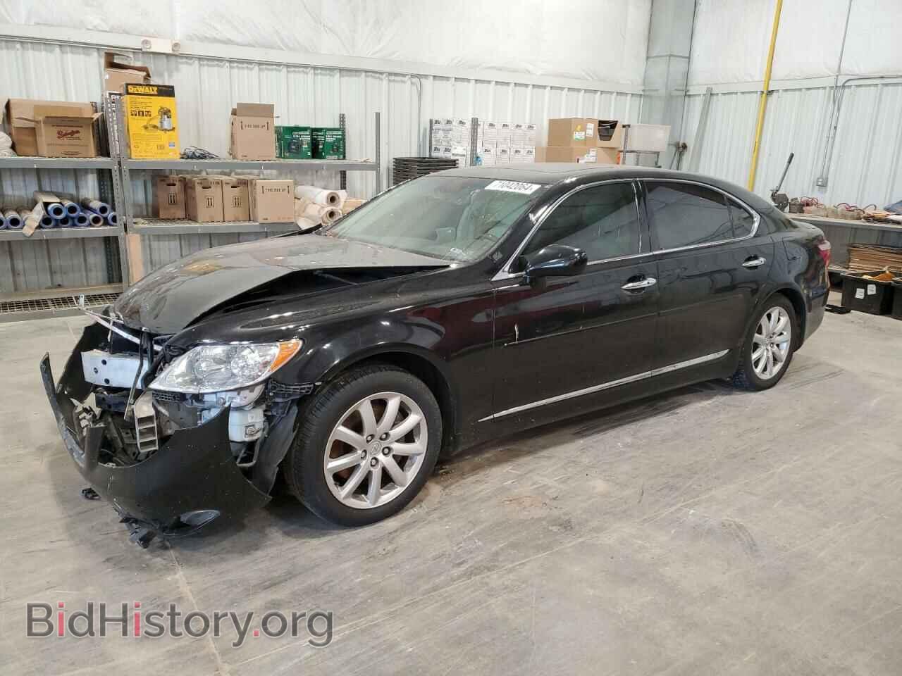 Фотография JTHGL46FX75003766 - LEXUS LS460 2007