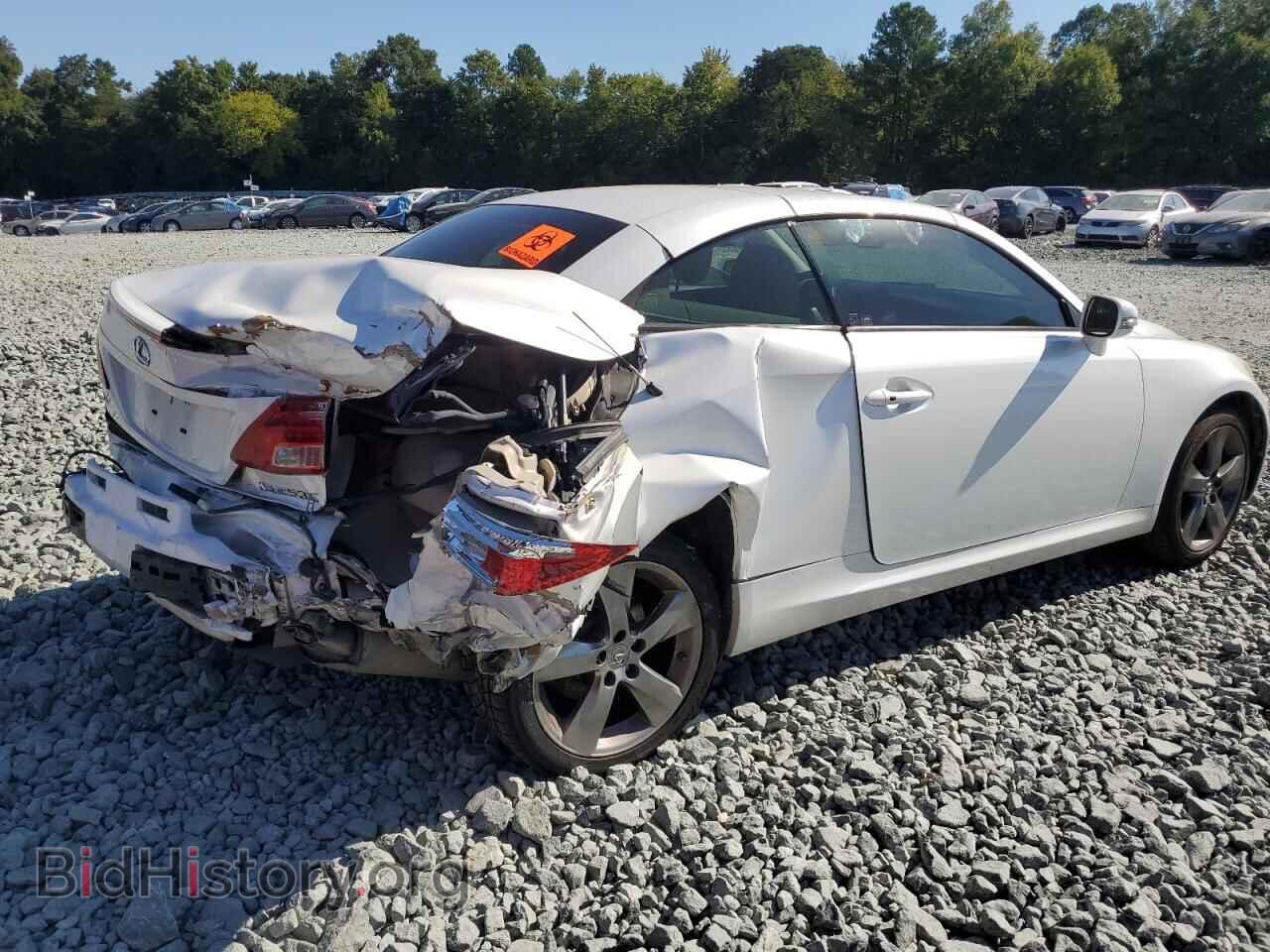 2010 LEXUS IS - VIN: JTHFF2C24A2512981 - Photo 3