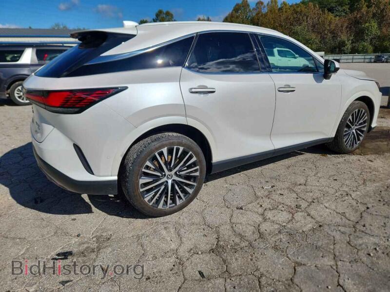 2023 Lexus RX350 (VIN 2T2BAMCA0PC024411) — фото 3 из 14