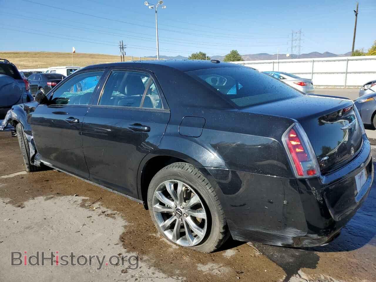 2014 CHRYSLER 300 - VIN: 2C3CCAGG0EH379165 - Фото 2
