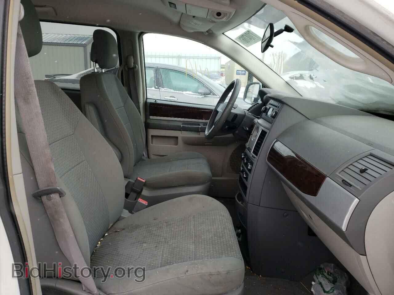 2010 CHRYSLER MINIVAN - VIN: 2A4RR5D1XAR285904 - Фото 5