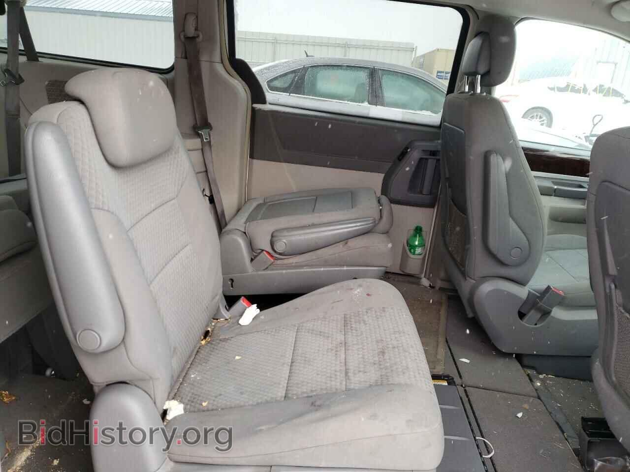 2010 CHRYSLER MINIVAN - VIN: 2A4RR5D1XAR285904 - Фото 6
