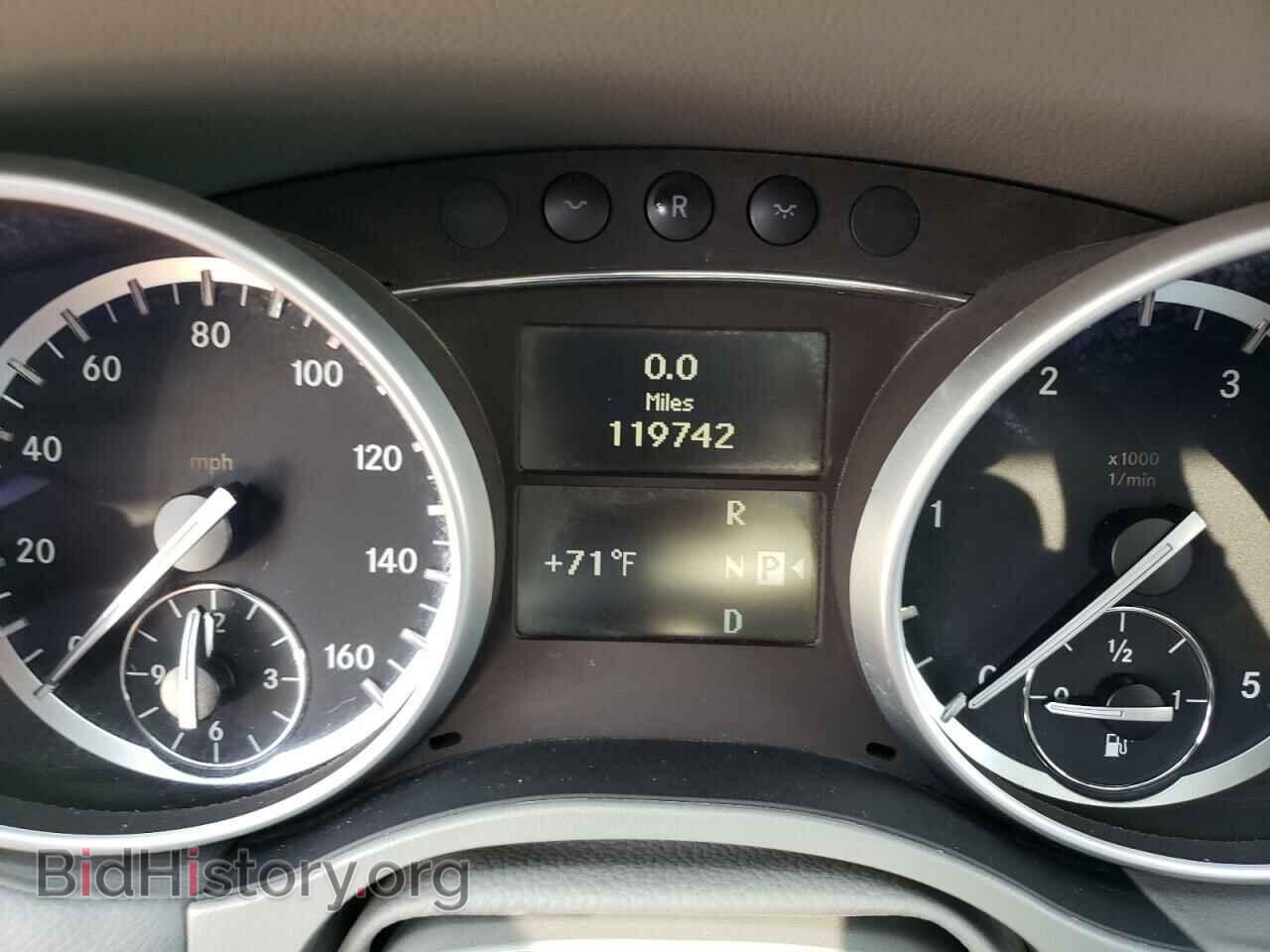 2011 MERCEDES-BENZ GL-CLASS - VIN: 4JGBF2FE4BA732940 - Фото 9
