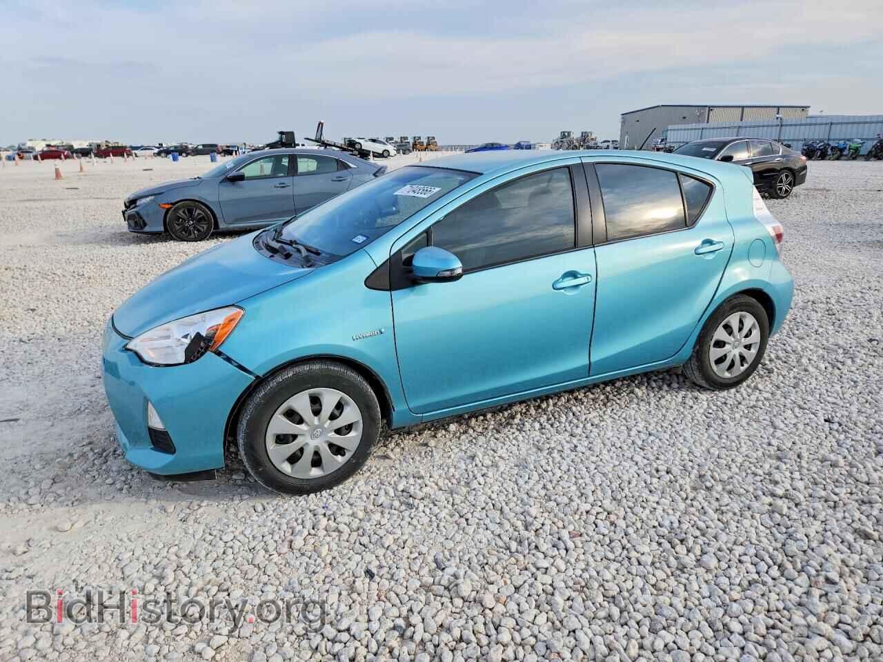 Фотография JTDKDTB3XD1054847 - TOYOTA PRIUS 2013