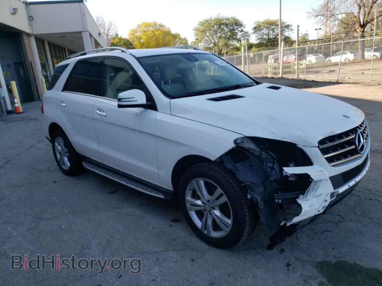 2014 MERCEDES-BENZ M-CLASS - VIN: 4JGDA5HB4EA372648 - Фото 4