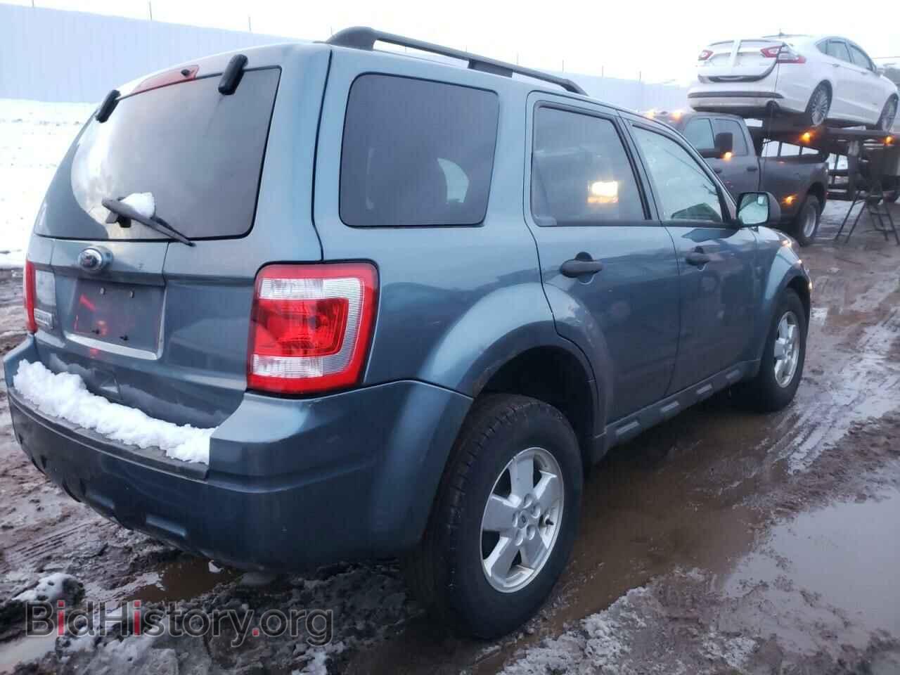 2010 FORD ESCAPE - VIN: 1FMCU0D72AKD44889 - Фото 4