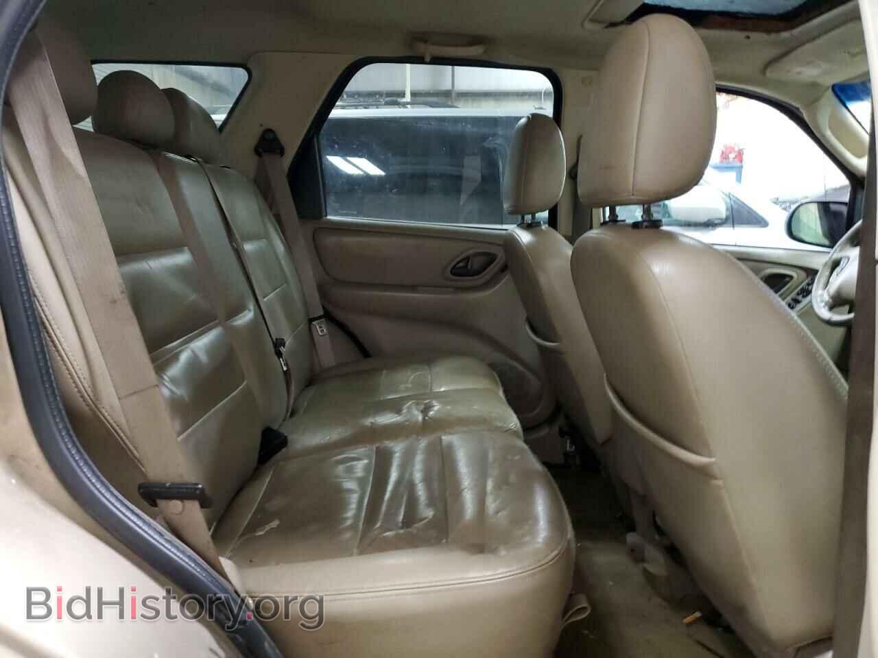 2007 FORD ESCAPE - VIN: 1FMYU03157KB26800 - Фото 11