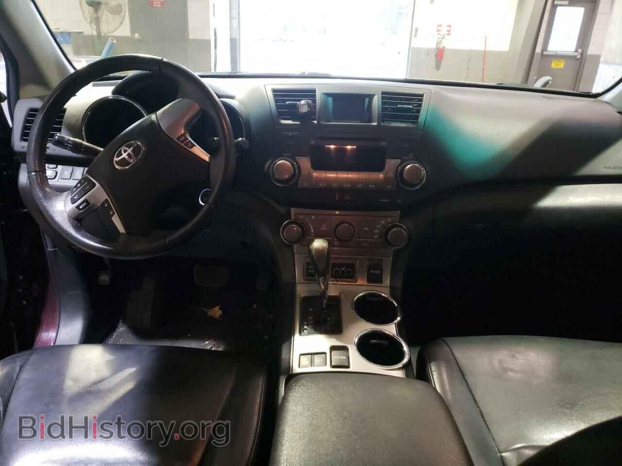 2012 TOYOTA HIGHLANDER - VIN: 5TDBK3EH3CS131069 - Фото 8