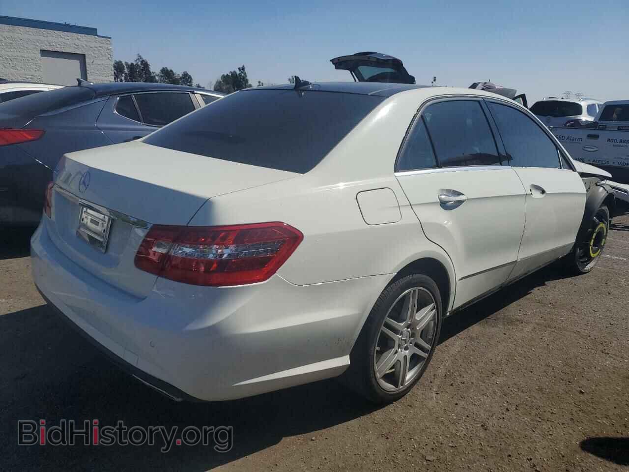 2010 MERCEDES-BENZ E-CLASS - VIN: WDDHF7CB6AA031858 - Фото 3