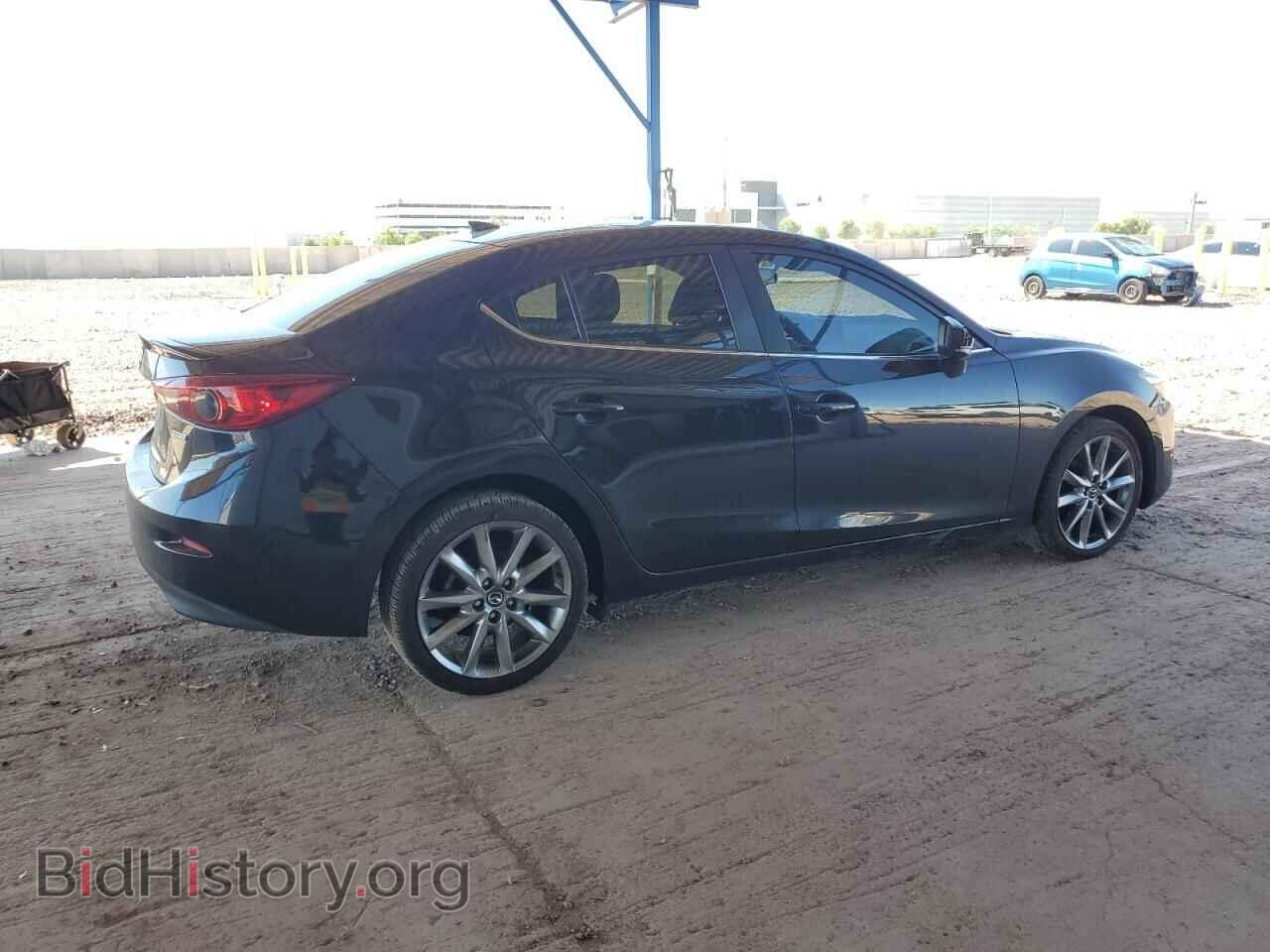 2018 MAZDA 3 - VIN: 3MZBN1V32JM205592 - Фото 3