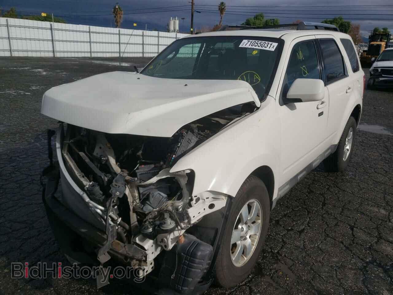 2010 FORD ESCAPE - VIN: 1FMCU0E72AKA93192 - Фото 2