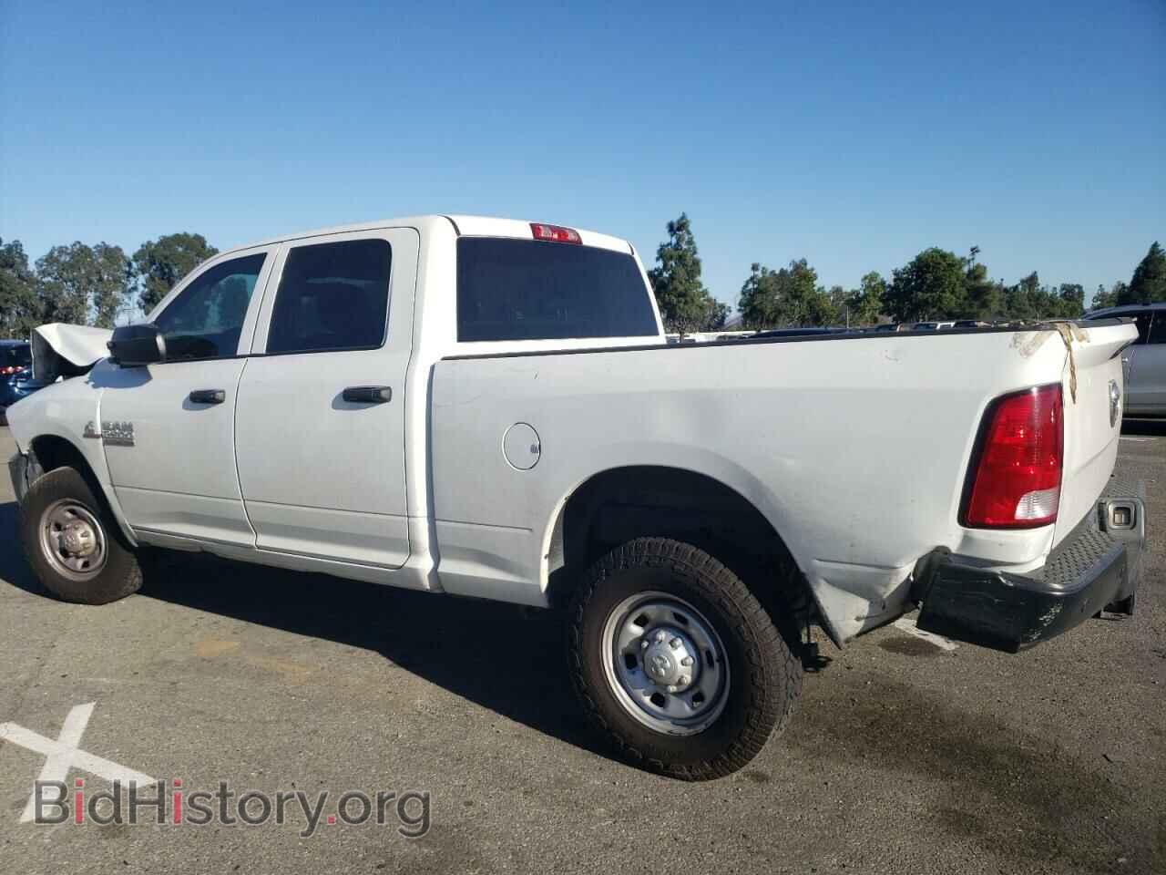 2018 RAM All Models - VIN: 3C6UR4CL2JG363554 - Фото 2