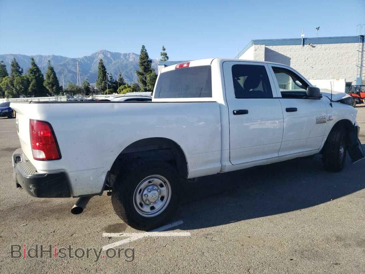 2018 RAM All Models - VIN: 3C6UR4CL2JG363554 - Фото 3