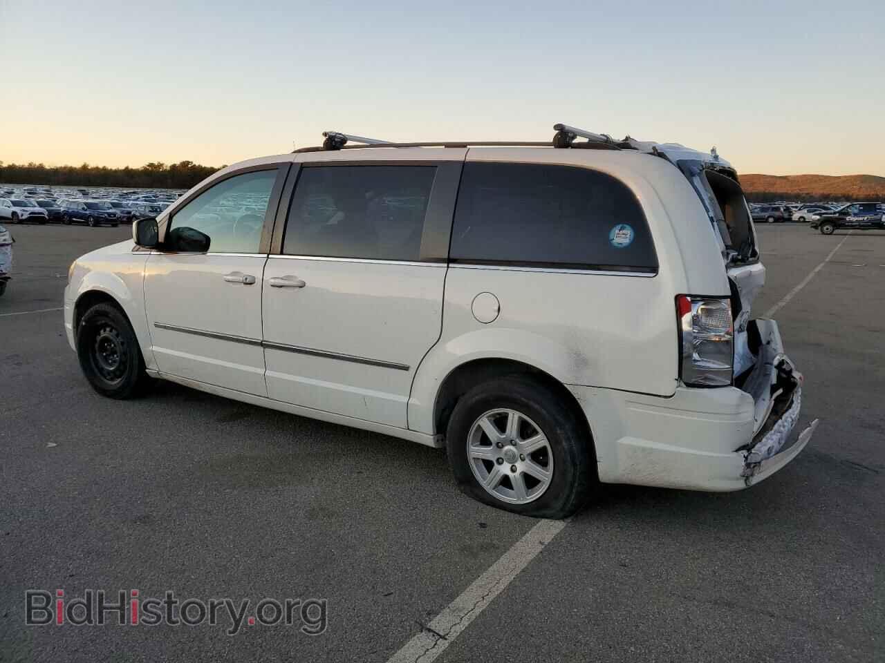 2010 CHRYSLER MINIVAN - VIN: 2A4RR5D16AR155702 - Фото 2