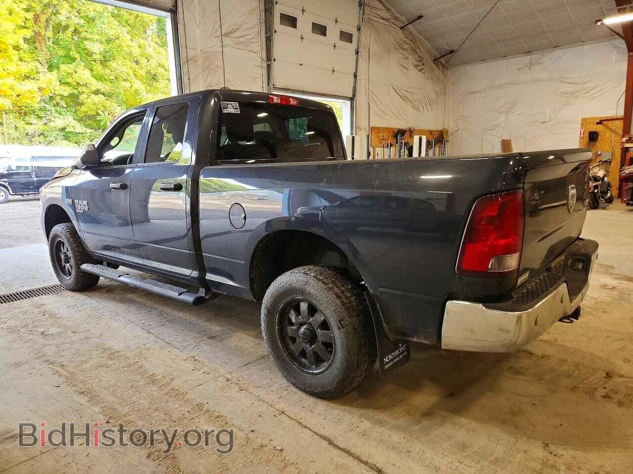 2019 RAM 1500 - VIN: 1C6RR7FT0KS508670 - Фото 2