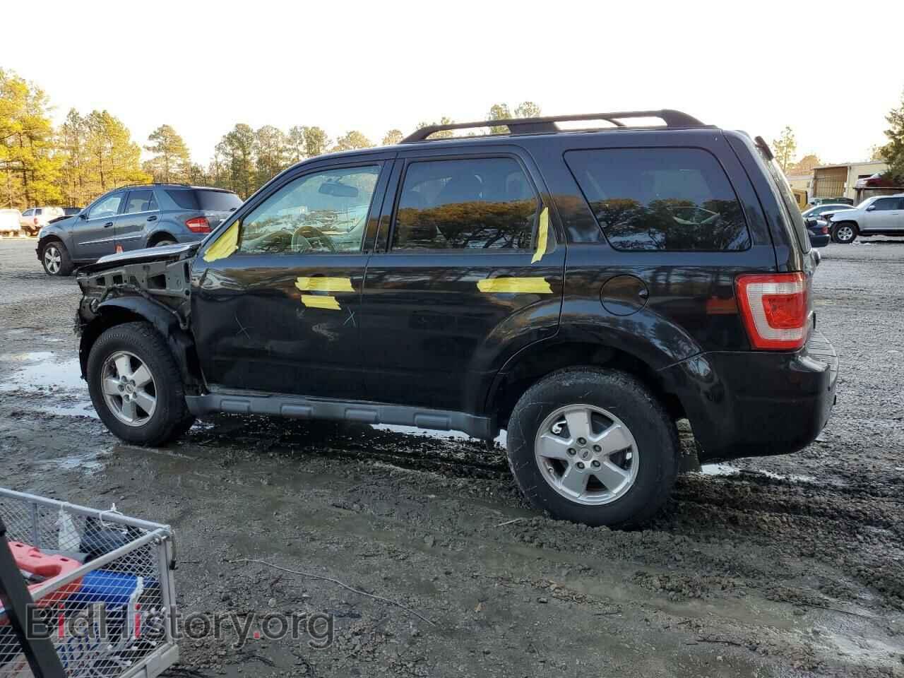 2011 FORD ESCAPE - VIN: 1FMCU0D70BKC08455 - Фото 2