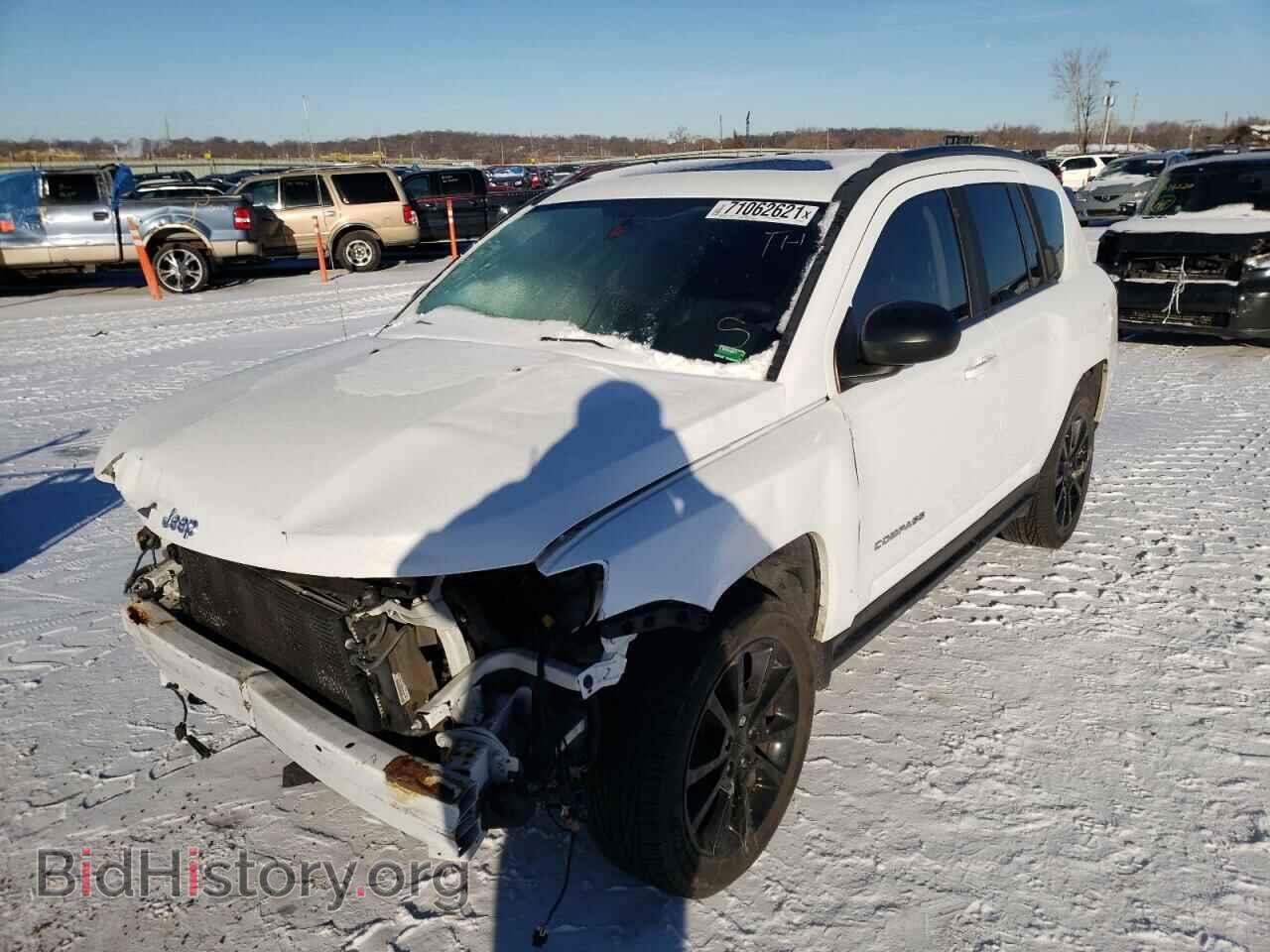 2012 JEEP COMPASS - VIN: 1C4NJDEB8CD698049 - Photo 2