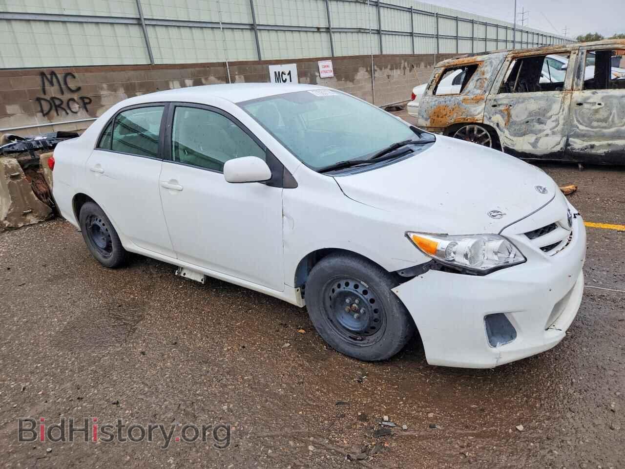 2011 TOYOTA COROLLA - VIN: 2T1BU4EE1BC577993 - Photo 4