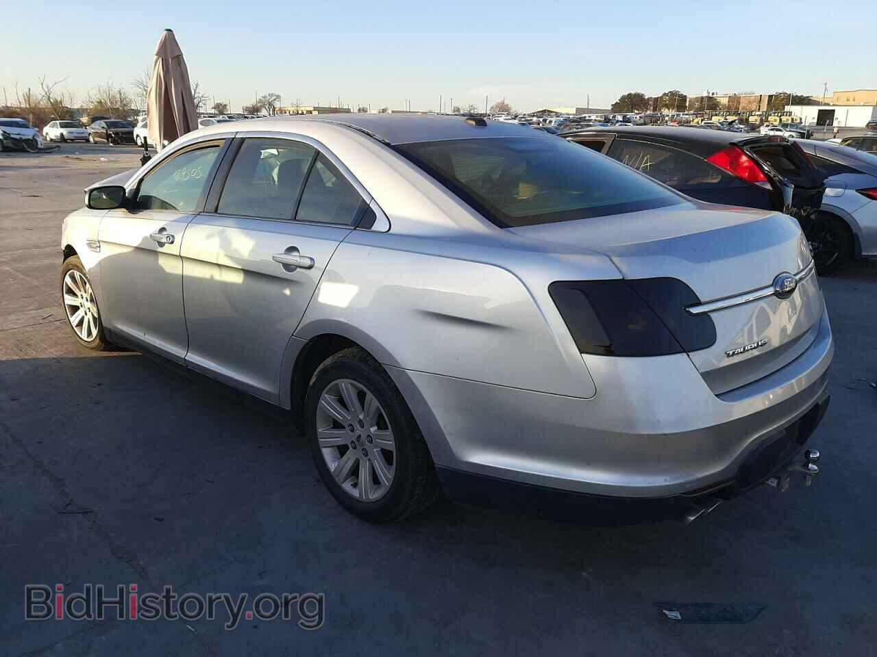 2010 FORD TAURUS - VIN: 1FAHP2DW3AG165631 - Фото 3