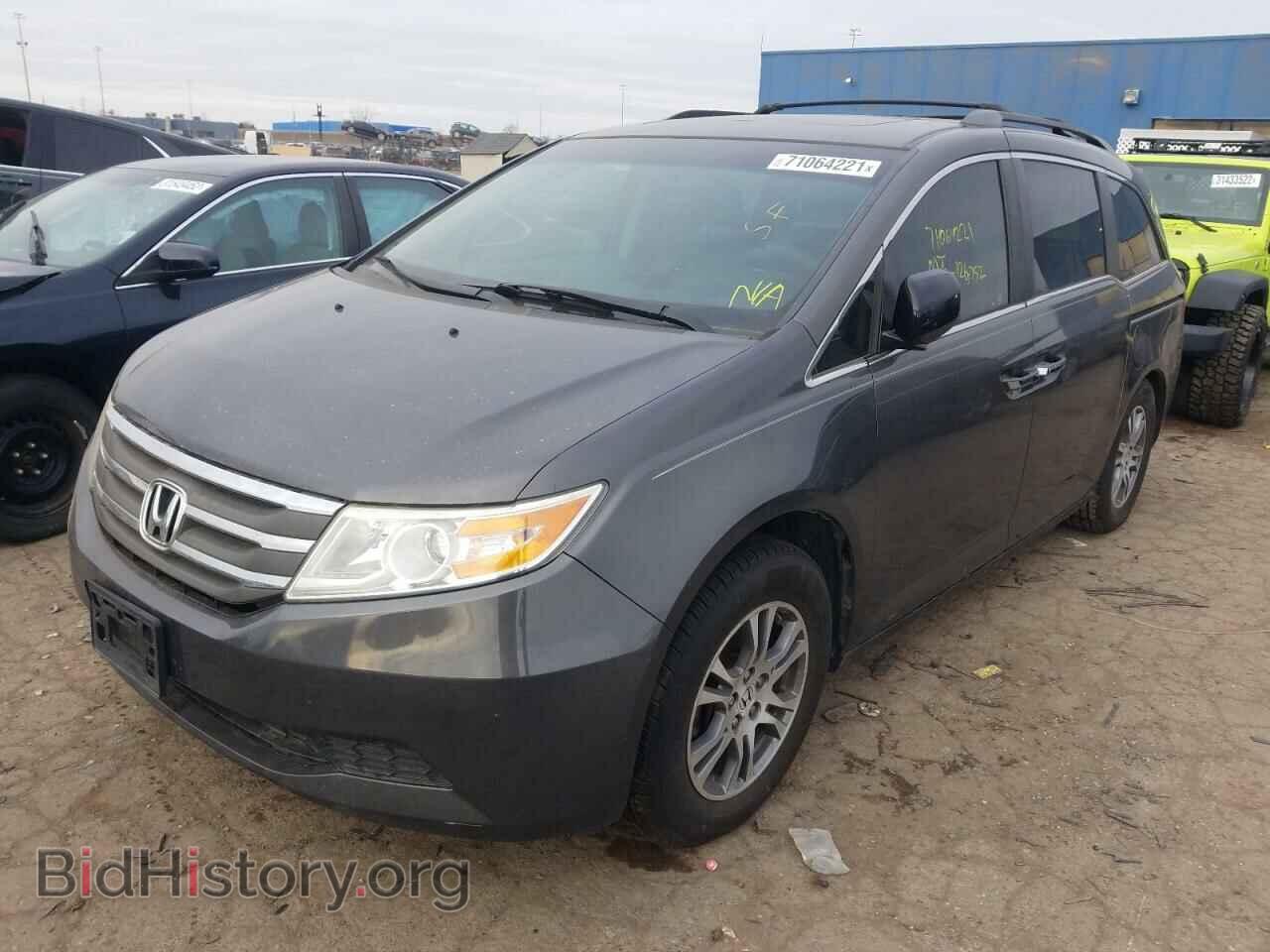 2011 HONDA ODYSSEY - VIN: 5FNRL5H64BB083571 - Фото 2