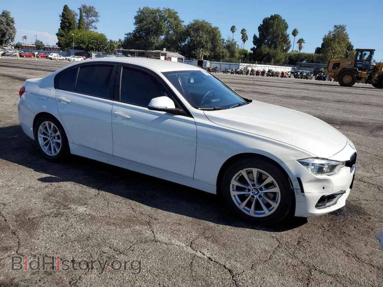 2017 BMW 3 SERIES - VIN: WBA8E1G30HNU17303 - Фото 4