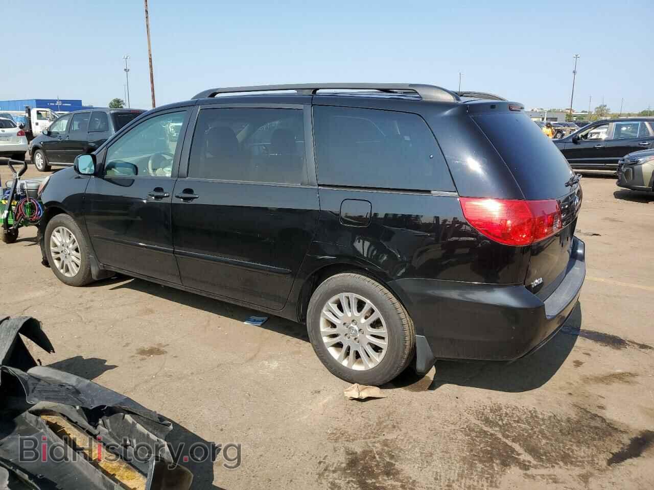 2010 TOYOTA All Models - VIN: 5TDYK4CC2AS294834 - Фото 2
